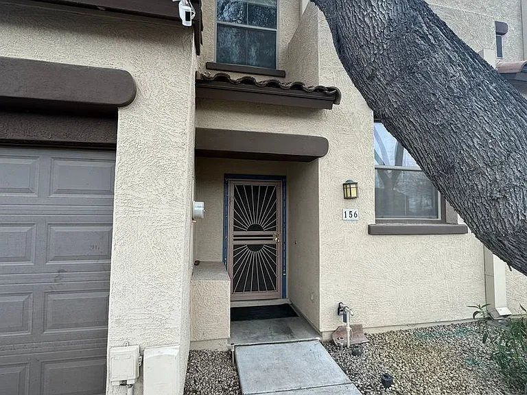 1886 E Don Carlos Ave #156 — Photo 3