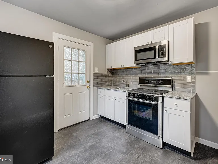102 Lumberton Rd #2 — Photo 18