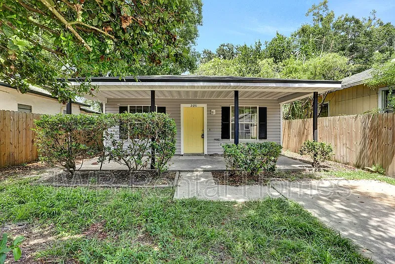 2051 Yulee St