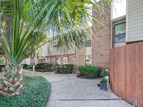 2nd image of 2503 Bering Dr Unit 3
