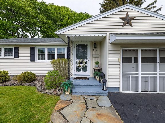 3rd image of 110 Verstreet Dr