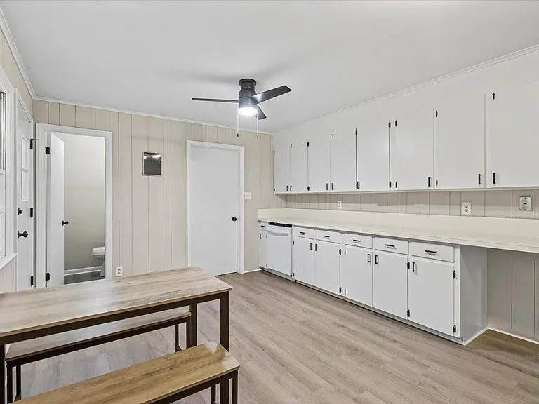 Paradise Dr — Photo 10