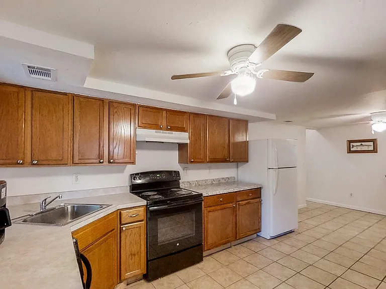 6029 Ridge Dr SE — Photo 1