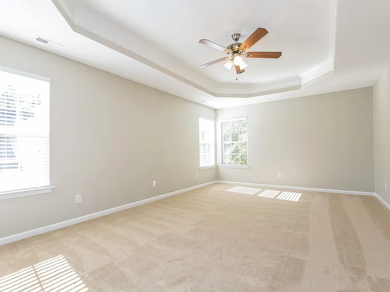 4521 Hyperion Ct — Photo 9