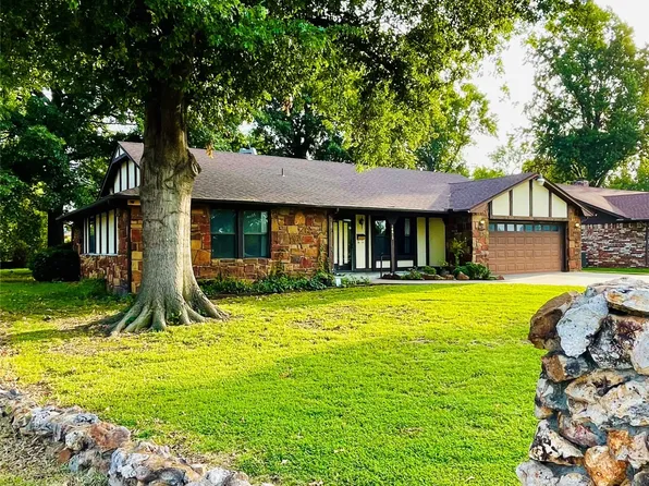 10815 E 7th St, Tulsa, OK 74128