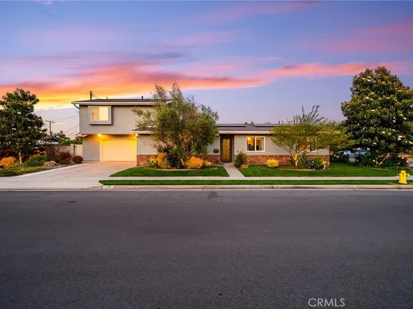 8880 Jefferson Dr, Buena Park, CA 90620