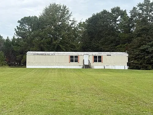3503 Lee Road 166 Photo 1