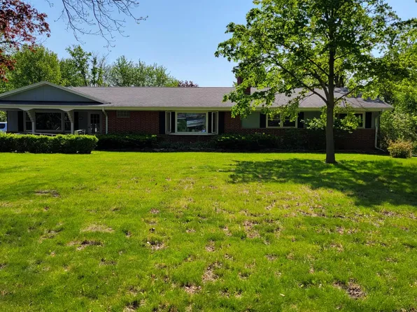 13431 West Sunny View DRIVE, New Berlin, WI 53151