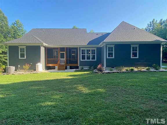 3rd image of 4453 McFarland Ln