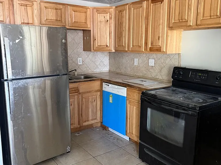 4334 S Monroe Blvd — Photo 1