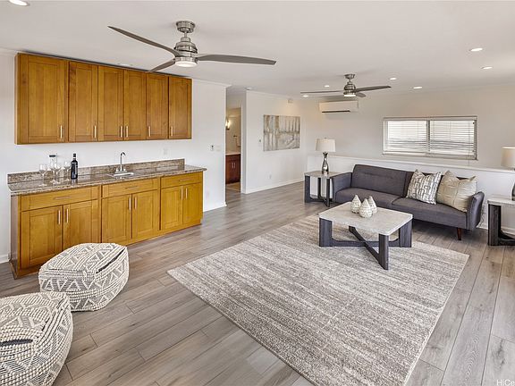 4th image of 718 Alewa Dr