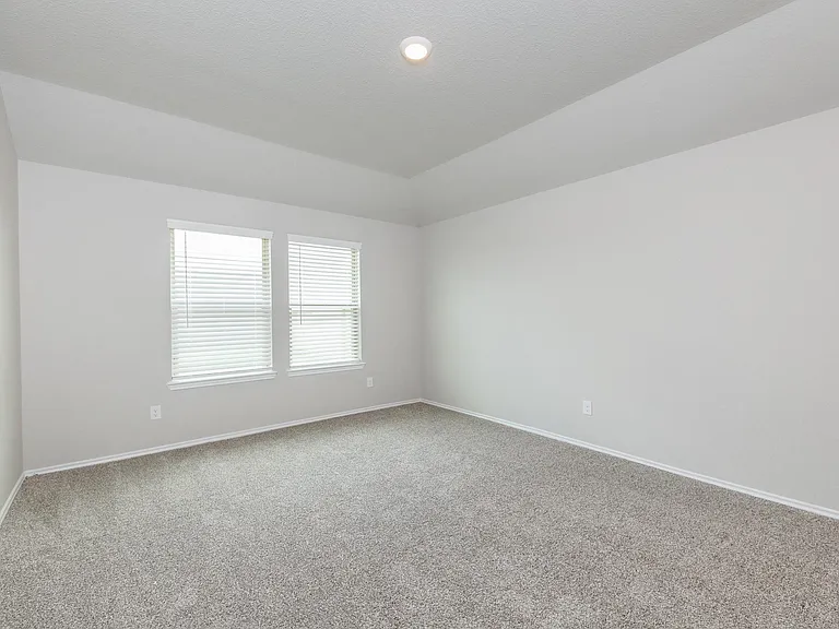 5114 Radiant Dawn Dr — Photo 28