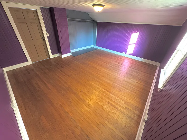 114 Tioga St — Photo 2