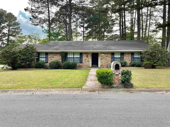 10610 Facts Ct, Little Rock, AR 72209