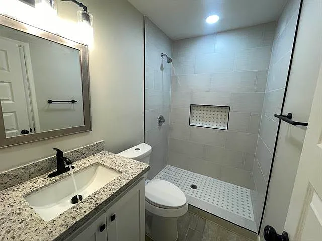 3005 E Price St #2 — Photo 13