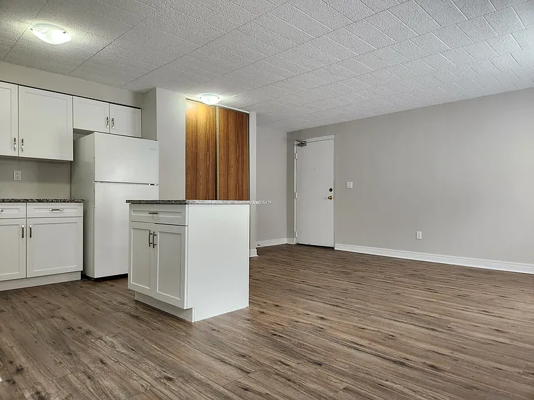 59 Taylor Ave #9 — Photo 2