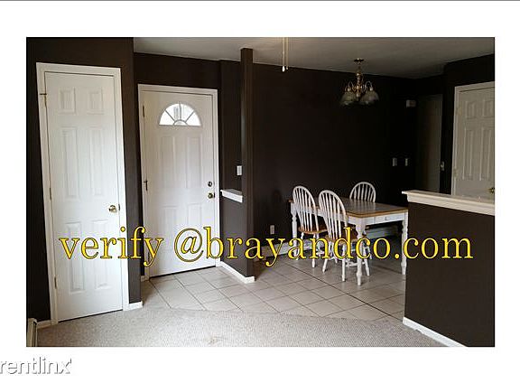 1155 East Carolina #2-wm-dining