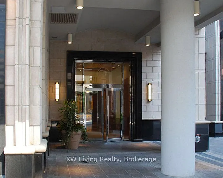 763 Bay St #4009 — Photo 13