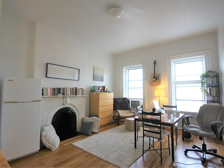 160 Sterling Pl #4F — Photo 3