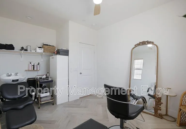 30463 Ridgely Way — Photo 11