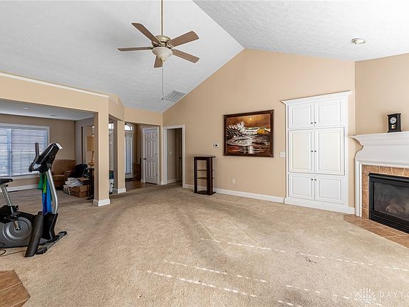 2nd image of 3945 Carmela Ct E