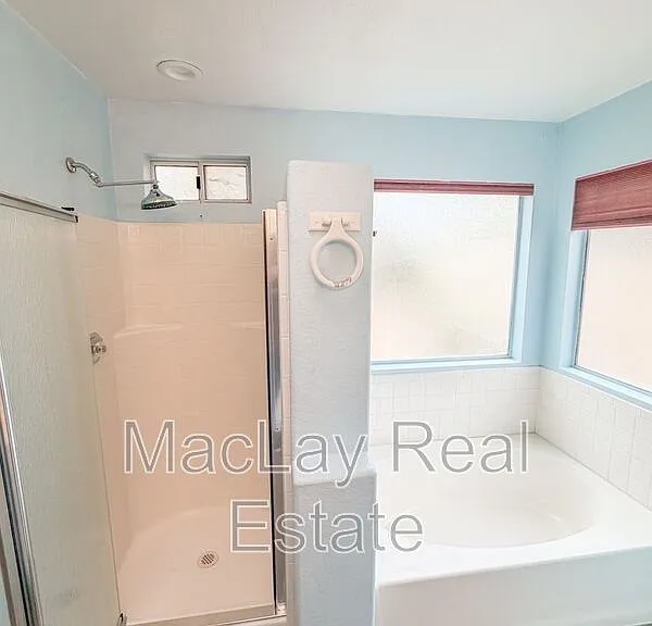 2934 E Blackhawk Dr — Photo 7