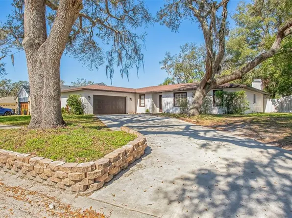 5202 CUMBERLAND DRIVE, TAMPA, FL 33617