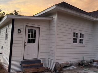 404 E Ross Ave #A, Mart, TX 76664