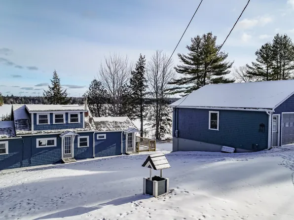 26 Worcester Way, Lincoln, ME 04457
