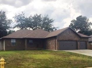 3349 N Wright Wood Ave, Springfield, MO 65803