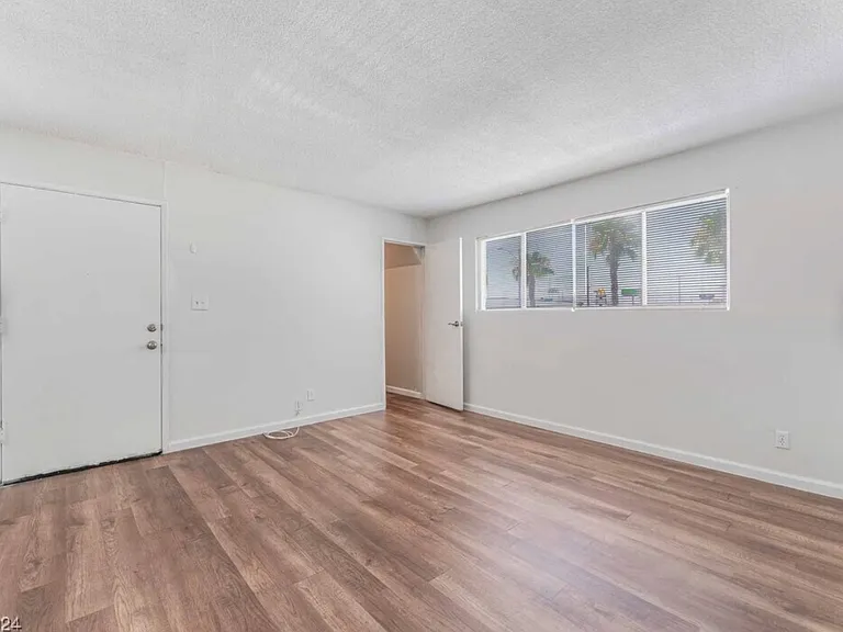 208 Orland St #9 — Photo 5