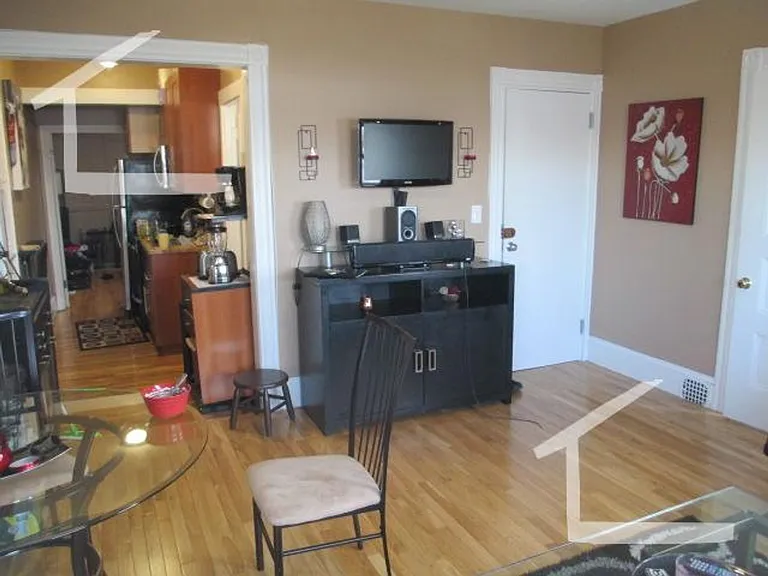 12 Bay State Rd #4R — Photo 6
