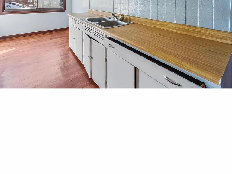 32 Orel Ave #9 — Photo 10