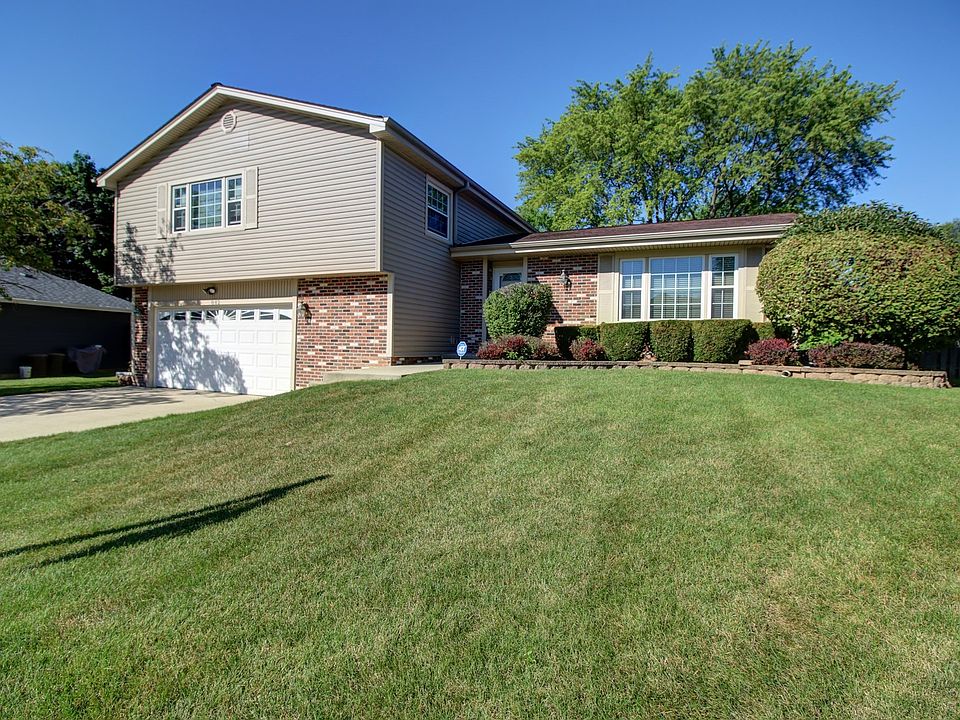 842 Lakeside Dr, Bartlett, IL 60103 Zillow