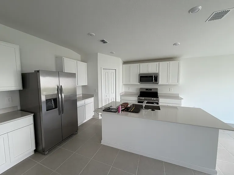 357 Artemis St — Photo 23