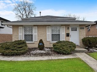18029 Ravisloe Ter, Country Club Hills, IL 60478