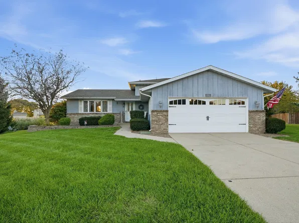 9765 W 135th Pl, Cedar Lake, IN 46303