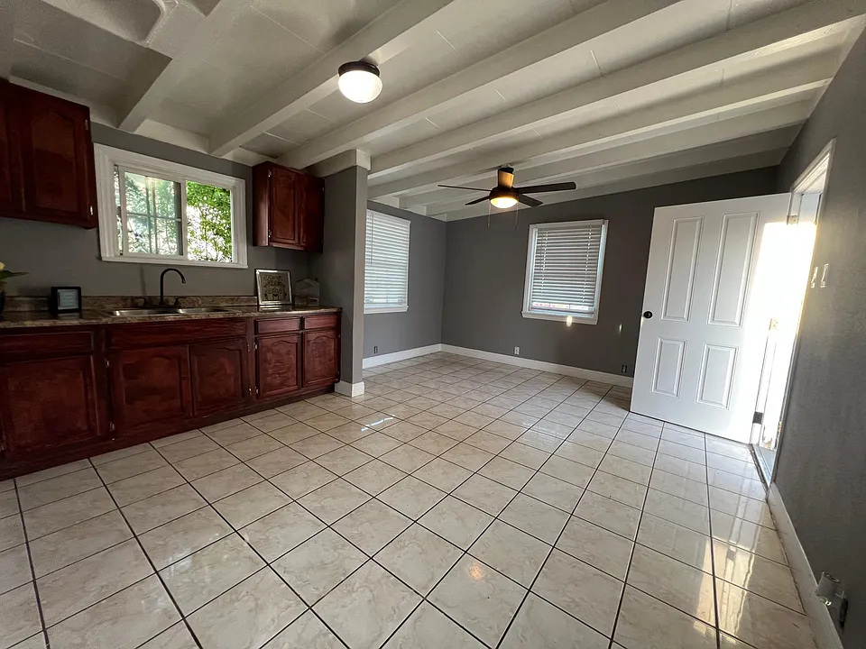 4045 Temple City Blvd