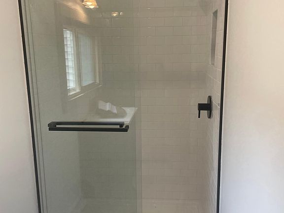 5th image of 74 Cottage St