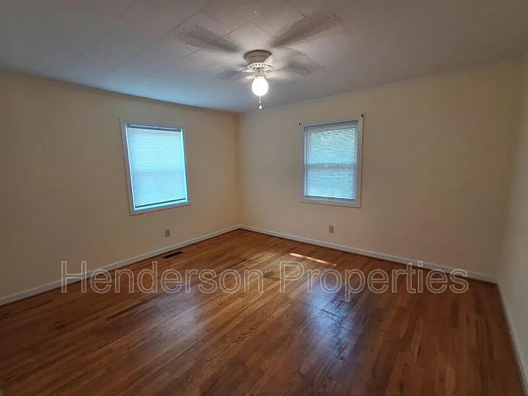 1411 Pennington Rd — Photo 9