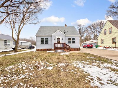 529 Broadway Ave S, New Richland, MN, 56072