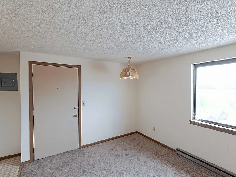 Maplewood Apartments — Photo 40