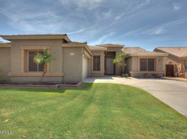 25609 N Singbush Loop
