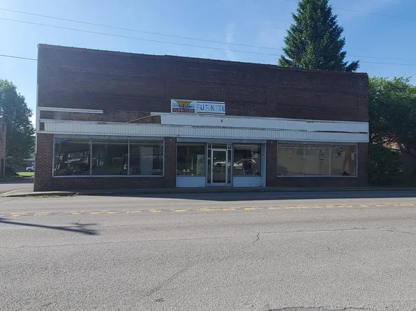 506 Main St, Rainelle, WV 25962