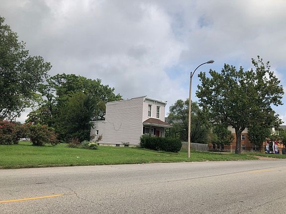 2nd image of 4247 Warne Ave