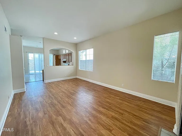 425 Calle Mirasol — Photo 5