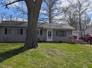 2703 Lawndale Dr, Champaign, IL 61821