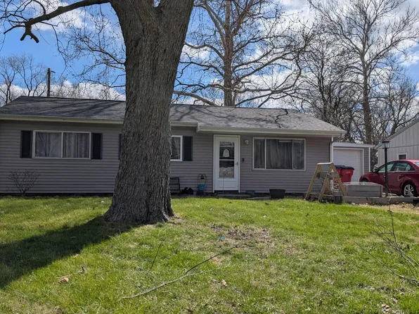 2703 Lawndale Dr, Champaign, IL 61821
