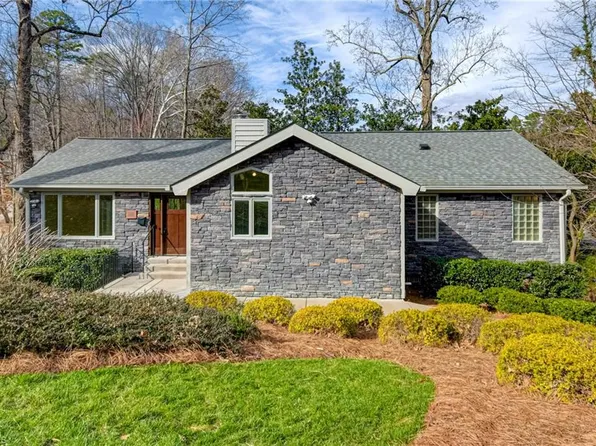 1701 Buena Vista Rd, Winston Salem, NC 27104