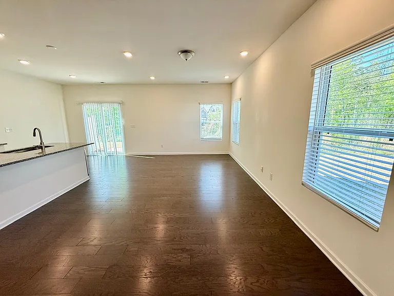 347 Willowsford Dr — Photo 12